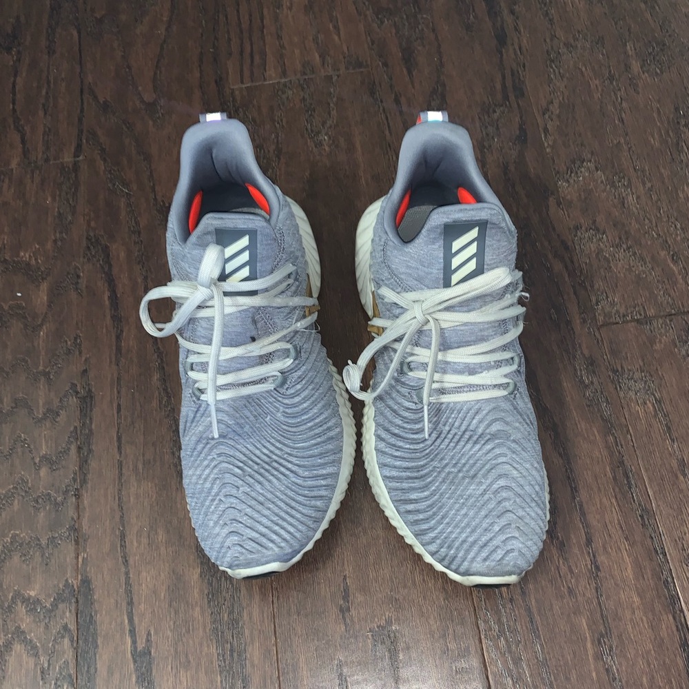 Adidas men size 9